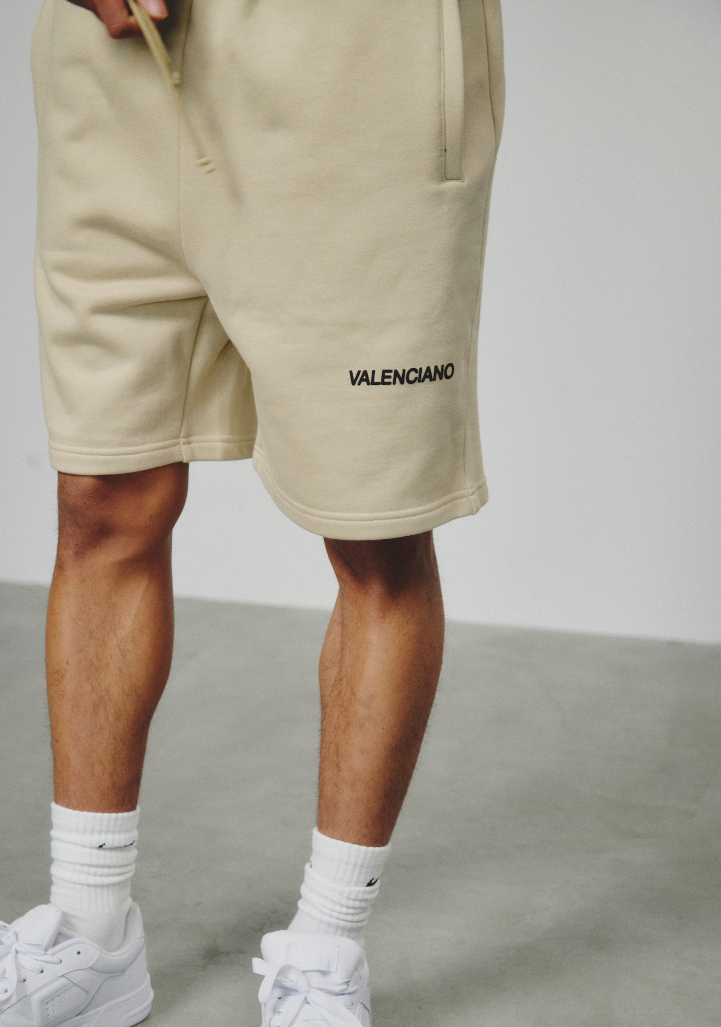 VALENCIANOスウェットショーツ
